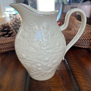 Lennox Pitcher